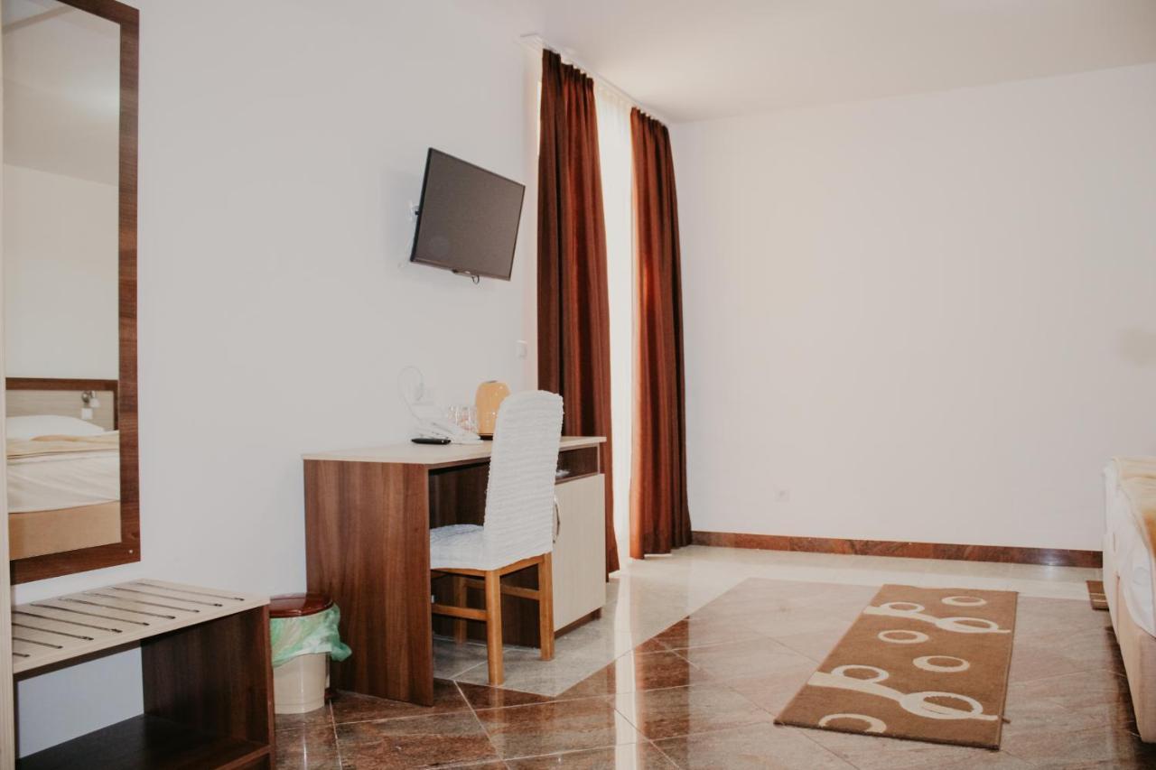 Hotel Villa Matic Неум Экстерьер фото